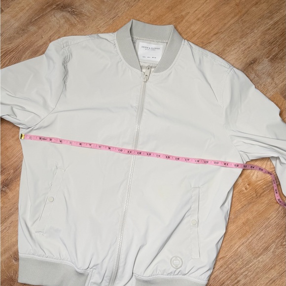 Denim & Flower Light Gray/Off White Bomber Jacket Zip Up Large EUC - Picture 4 of 8